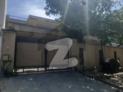 جی