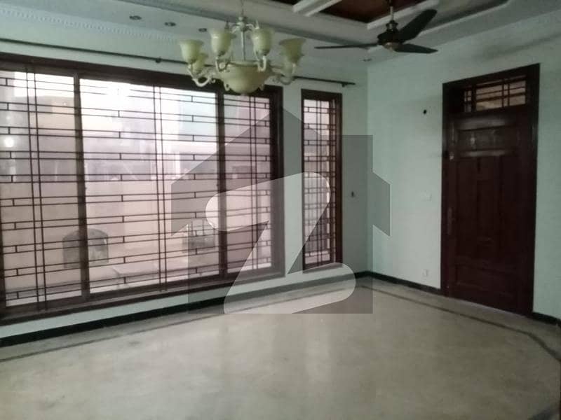 G11 40*80 Upper Portion For Rent Real Pics G11 40*80 Upper Portion For Rent Real Pics