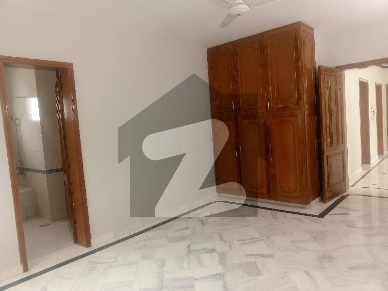 6 Bed Full House For Rent 6 Bed Full House For Rent
