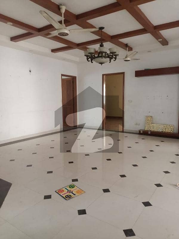 Very Well Maintained Portion For Rent Very Well Maintained Portion For Rent