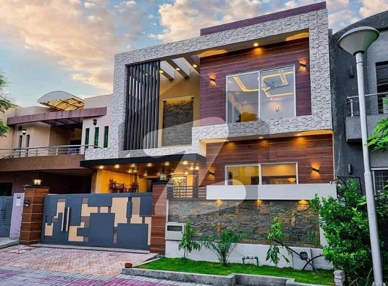 بحریہ ٹاؤن فیز 8 ۔ ابو بکر بلاک بحریہ ٹاؤن فیز 8 ۔ سفاری ویلی,بحریہ ٹاؤن فیز 8,بحریہ ٹاؤن راولپنڈی,راولپنڈی میں 5 کمروں کا 7 مرلہ مکان 75.0 ہزار میں کرایہ پر دستیاب ہے۔ بحریہ ٹاؤن فیز 8 ۔ ابو بکر بلاک بحریہ ٹاؤن فیز 8 ۔ سفاری ویلی,بحریہ ٹاؤن فیز 8,بحریہ ٹاؤن راولپنڈی,راولپنڈی میں 5 کمروں کا 7 مرلہ مکان 75.0 ہزار میں کرایہ پر دستیاب ہے۔