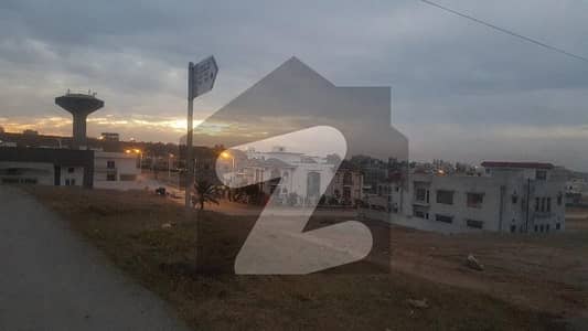 بحریہ ٹاؤن فیز 8 ۔ بلاک ای بحریہ ٹاؤن فیز 8,بحریہ ٹاؤن راولپنڈی,راولپنڈی میں 10 مرلہ رہائشی پلاٹ 1.2 کروڑ میں برائے فروخت۔ بحریہ ٹاؤن فیز 8 ۔ بلاک ای بحریہ ٹاؤن فیز 8,بحریہ ٹاؤن راولپنڈی,راولپنڈی میں 10 مرلہ رہائشی پلاٹ 1.2 کروڑ میں برائے فروخت۔