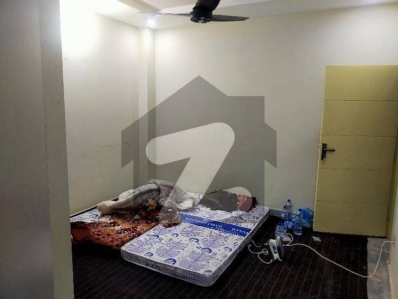 Room For Rent In Sadiqabad Chowk Rawalpindi. Room For Rent In Sadiqabad Chowk Rawalpindi.