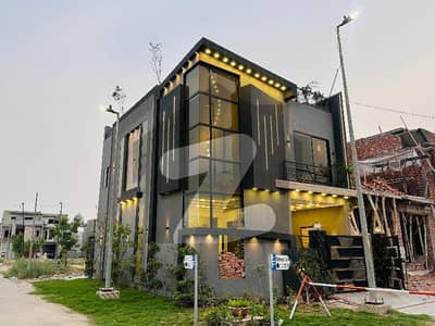 رائل آرچرڈ - بلاک ایف رائل آرچرڈ,ملتان پبلک سکول روڈ,ملتان میں 4 کمروں کا 5 مرلہ مکان 1.83 کروڑ میں برائے فروخت۔
