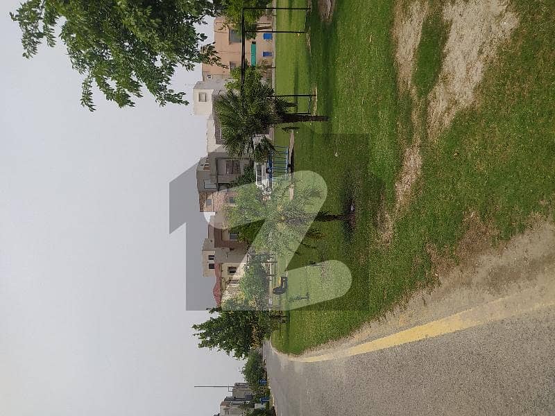5 Marla plot available for sale 5 Marla plot available for sale