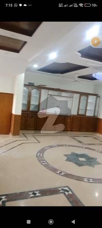 جی ۔ 11 اسلام آباد میں 6 کمروں کا 14 مرلہ مکان 3.5 لاکھ میں کرایہ پر دستیاب ہے۔ جی ۔ 11 اسلام آباد میں 6 کمروں کا 14 مرلہ مکان 3.5 لاکھ میں کرایہ پر دستیاب ہے۔