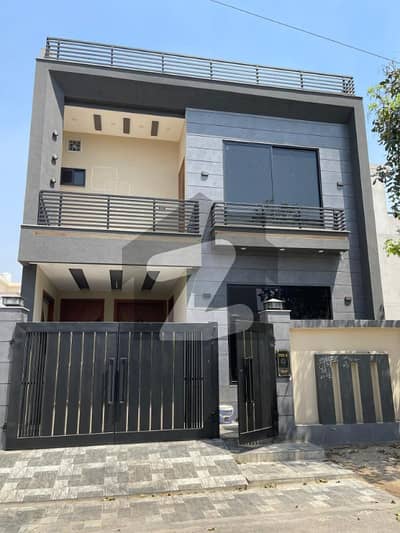 5 Marla Brand New A Plus Solid Constructed house For Sale And Direct Meeting With Owner In Park View City Lahore. 5 Marla Brand New A Plus Solid Constructed house For Sale And Direct Meeting With Owner In Park View City Lahore.