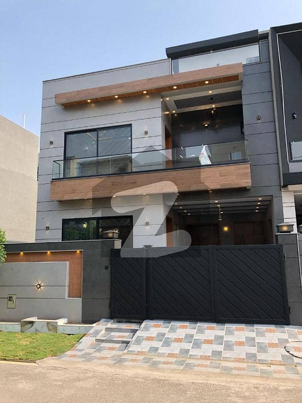 5 Marla Brand New House For Sale And Direct Meeting With Owner In Park View City Lahore. 5 Marla Brand New House For Sale And Direct Meeting With Owner In Park View City Lahore.