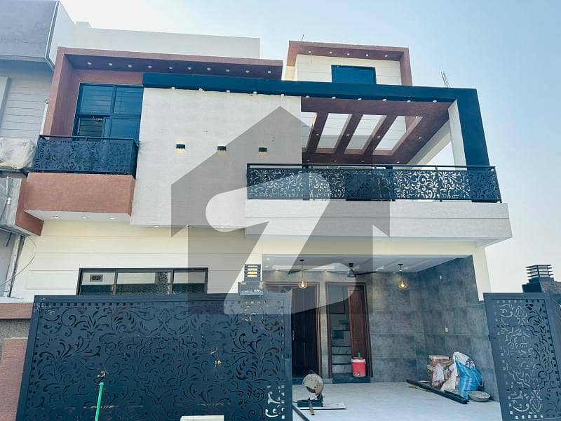 Designer 10 Marla House In B-17 For Sale Solid Construction Designer 10 Marla House In B-17 For Sale Solid Construction