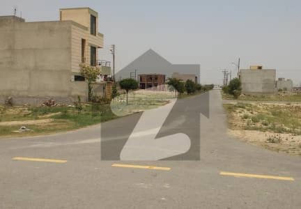 Facing Park 5 Marla Plot Available At Fine Location Direct Access To 120 Feet Road