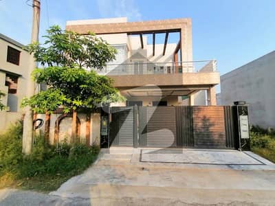DHA RAHBAR(Halloki Garden)SEC#03 LIKE BRAND NEW DOUBLE UNIT HOUSE FOR SALE+LOWER PORTION FURNISH MARLA 08 DHA RAHBAR(Halloki Garden)SEC#03 LIKE BRAND NEW DOUBLE UNIT HOUSE FOR SALE+LOWER PORTION FURNISH MARLA 08
