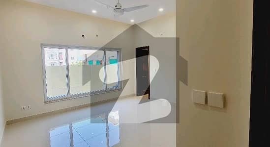 A House Of 10 Marla In Bahria Enclave - Sector C1