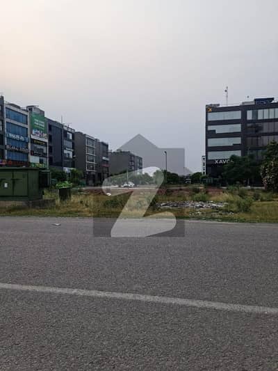 ڈی ایچ اے فیز 8 - بلاک ڈی ڈی ایچ اے فیز 8,ڈیفنس (ڈی ایچ اے),لاہور میں 4 مرلہ کمرشل پلاٹ 6.5 کروڑ میں برائے فروخت۔ ڈی ایچ اے فیز 8 - بلاک ڈی ڈی ایچ اے فیز 8,ڈیفنس (ڈی ایچ اے),لاہور میں 4 مرلہ کمرشل پلاٹ 6.5 کروڑ میں برائے فروخت۔