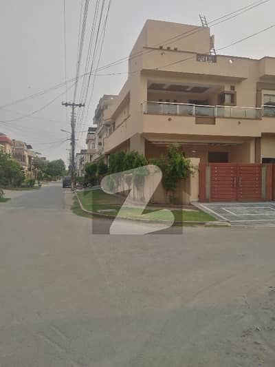 پی
