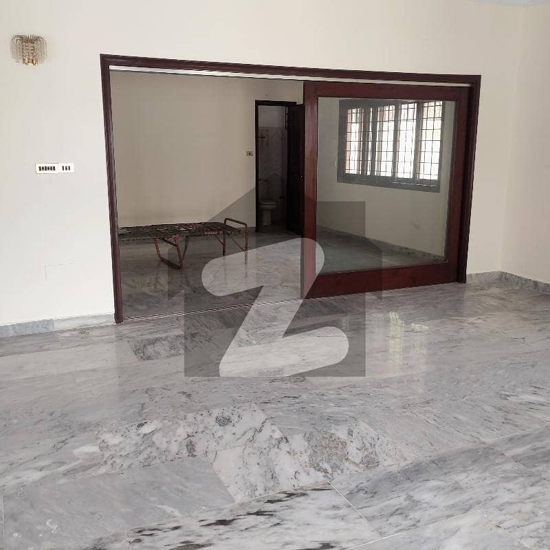 500 YARDS BUNGALOW AVAILABLE FOR RENT 500 YARDS BUNGALOW AVAILABLE FOR RENT