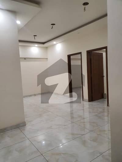ڈی ایچ اے فیز 6 ڈی ایچ اے ڈیفینس,کراچی میں 3 کمروں کا 8 مرلہ فلیٹ 1.3 لاکھ میں کرایہ پر دستیاب ہے۔