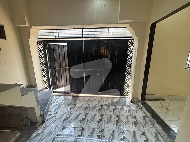 فیروزپور روڈ لاہور میں 2 کمروں کا 5 مرلہ مکان 63.0 لاکھ میں برائے فروخت۔ فیروزپور روڈ لاہور میں 2 کمروں کا 5 مرلہ مکان 63.0 لاکھ میں برائے فروخت۔