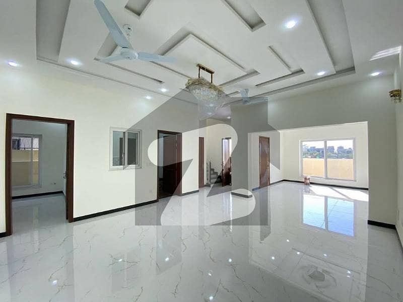 House Of 20 Marla Available For sale In E-11 House Of 20 Marla Available For sale In E-11