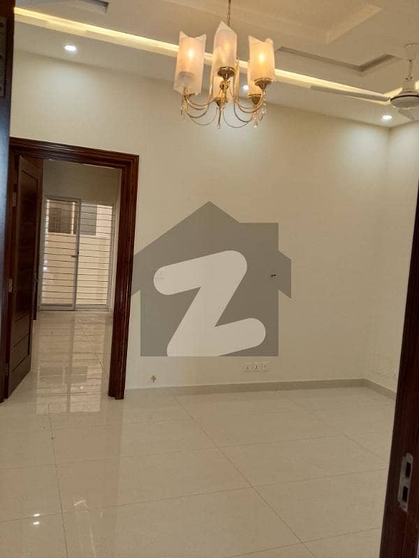 8 Marla House for Rent 8 Marla House for Rent