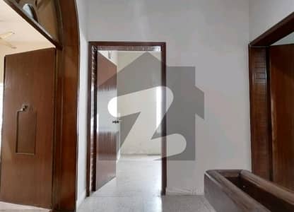 آئی ۔ 8/2 آئی ۔ 8,اسلام آباد میں 3 کمروں کا 14 مرلہ زیریں پورشن 1.4 لاکھ میں کرایہ پر دستیاب ہے۔ آئی ۔ 8/2 آئی ۔ 8,اسلام آباد میں 3 کمروں کا 14 مرلہ زیریں پورشن 1.4 لاکھ میں کرایہ پر دستیاب ہے۔