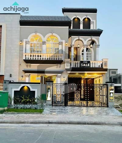 بحریہ ٹاؤن جناح بلاک بحریہ ٹاؤن سیکٹر ای,بحریہ ٹاؤن,لاہور میں 3 کمروں کا 5 مرلہ مکان 2.1 کروڑ میں برائے فروخت۔ بحریہ ٹاؤن جناح بلاک بحریہ ٹاؤن سیکٹر ای,بحریہ ٹاؤن,لاہور میں 3 کمروں کا 5 مرلہ مکان 2.1 کروڑ میں برائے فروخت۔
