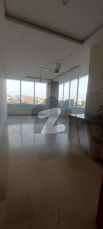 Apartment Available Near Gate 1 And Gate 2