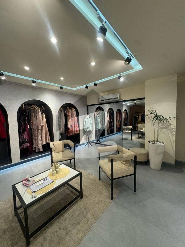 Shop available for rent Shop available for rent