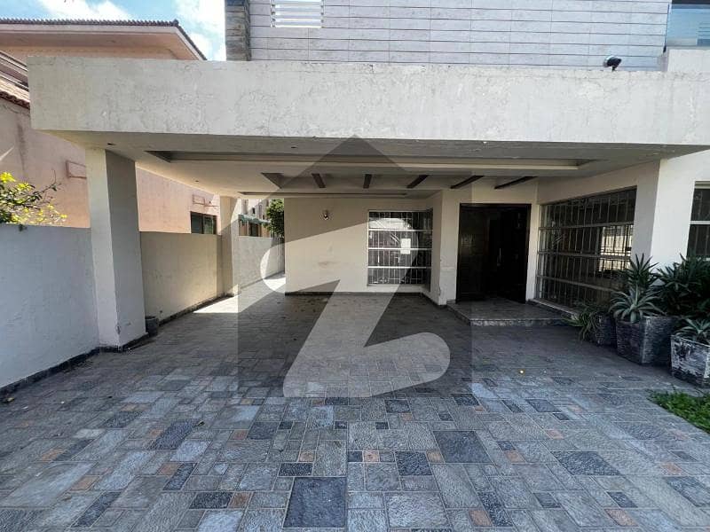 01 Kanal Modern Design House For Rent In Y-Block DHA Phase 3 Lahore. 01 Kanal Modern Design House For Rent In Y-Block DHA Phase 3 Lahore.