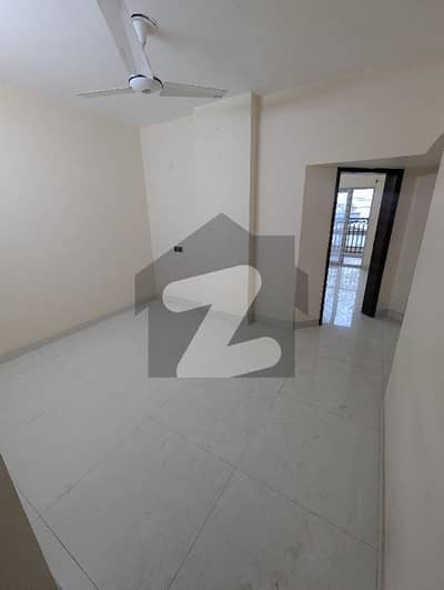 1000 Square Feet Flat Available For Urgent Sale In Clifton - Block 8 1000 Square Feet Flat Available For Urgent Sale In Clifton - Block 8