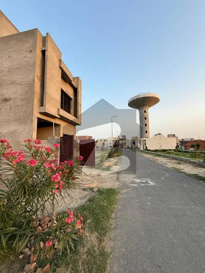 3 Marla Facing Park Gray Structure For sale in Al Kabir Town phase 2 Raiwind Road Lahore. 3 Marla Facing Park Gray Structure For sale in Al Kabir Town phase 2 Raiwind Road Lahore.