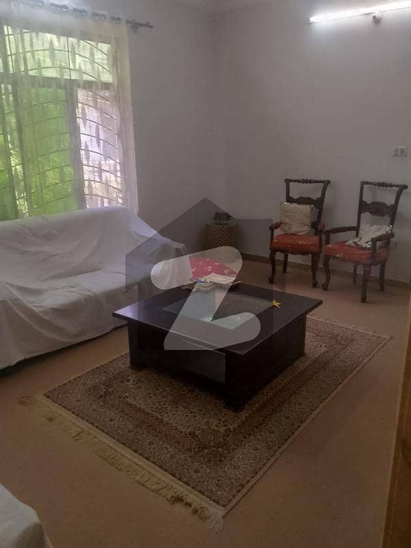 3 Bed Neat & Clean Portion Available For Rent 3 Bed Neat & Clean Portion Available For Rent