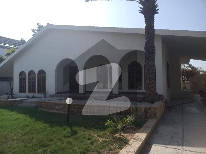Compact House Very Well Maintained Bungalow Compact House Very Well Maintained Bungalow