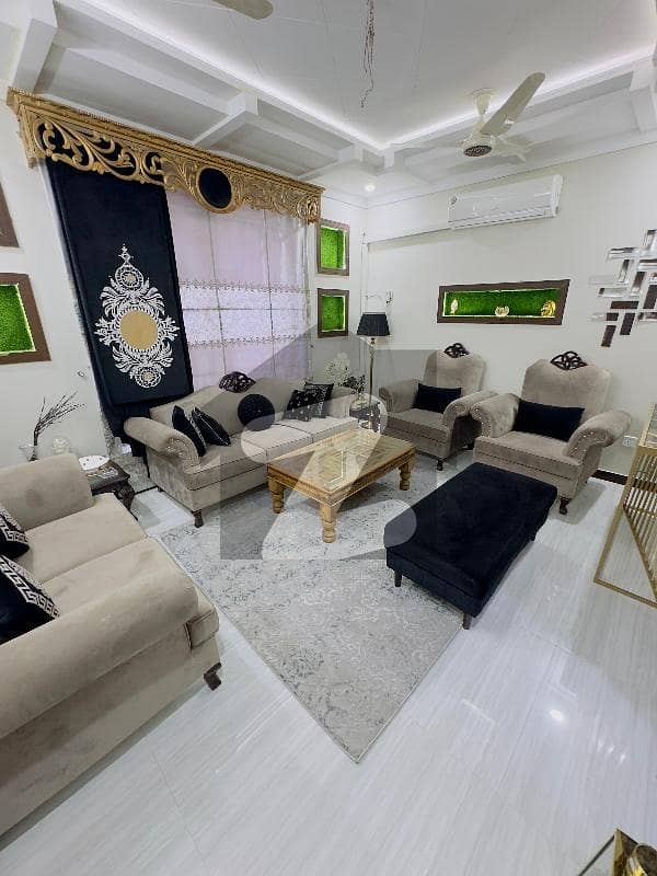 مارگلہ ٹاؤن اسلام آباد میں 7 کمروں کا 7 مرلہ مکان 6.0 کروڑ میں برائے فروخت۔ مارگلہ ٹاؤن اسلام آباد میں 7 کمروں کا 7 مرلہ مکان 6.0 کروڑ میں برائے فروخت۔