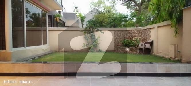 بحریہ ٹاؤن ۔ سفاری ولاز 3 بحریہ ٹاؤن راولپنڈی,راولپنڈی میں 4 کمروں کا 12 مرلہ مکان 4.18 کروڑ میں برائے فروخت۔ بحریہ ٹاؤن ۔ سفاری ولاز 3 بحریہ ٹاؤن راولپنڈی,راولپنڈی میں 4 کمروں کا 12 مرلہ مکان 4.18 کروڑ میں برائے فروخت۔