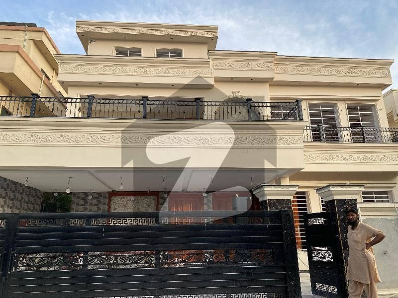 House For Sale in G-13 (50x90) Brand new House For Sale in G-13 (50x90) Brand new