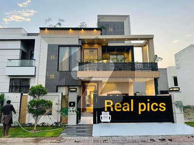 10 MARLA BRAND NEW LUXURY HOUSE FOR SALE