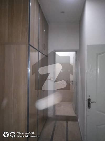 2.5 Marla Center Portion At Azam Garden