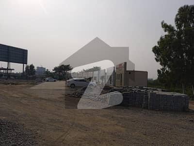 دن
