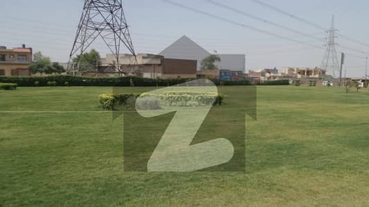 ایف ڈی اے سٹی بلاک - بلاک ڈی5 ایف ڈی اے سٹی,فیصل آباد میں 5 مرلہ رہائشی پلاٹ 23.0 لاکھ میں برائے فروخت۔