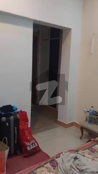 جی ۔ 6 اسلام آباد میں 2 کمروں کا 1 کنال بالائی پورشن 1.25 لاکھ میں کرایہ پر دستیاب ہے۔