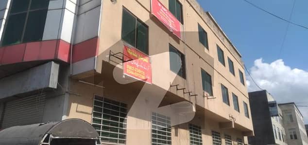 سپلائی ایبٹ آباد میں 1 کنال عمارت 12.0 لاکھ میں کرایہ پر دستیاب ہے۔