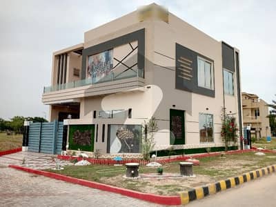 6.66 MARLA FACING FOUNTAIN FACING PARK CORNER FACING CRICKET ACADEMY MAIN DOUBLE ROAD HOUSE FOR SALE 6.66 MARLA FACING FOUNTAIN FACING PARK CORNER FACING CRICKET ACADEMY MAIN DOUBLE ROAD HOUSE FOR SALE
