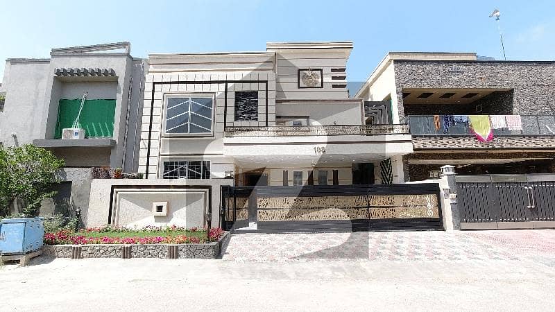Buying A Prime Location House In Media Town Media Town? Buying A Prime Location House In Media Town Media Town?