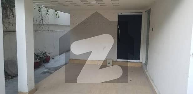 گلشنِ اقبال - بلاک 5 گلشنِ اقبال,گلشنِ اقبال ٹاؤن,کراچی میں 7 کمروں کا 2 مرلہ دفتر 3.0 لاکھ میں کرایہ پر دستیاب ہے۔ گلشنِ اقبال - بلاک 5 گلشنِ اقبال,گلشنِ اقبال ٹاؤن,کراچی میں 7 کمروں کا 2 مرلہ دفتر 3.0 لاکھ میں کرایہ پر دستیاب ہے۔