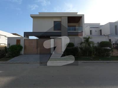 DHA Phase 8 House Sized 500 Square Yards Is Available DHA Phase 8 House Sized 500 Square Yards Is Available