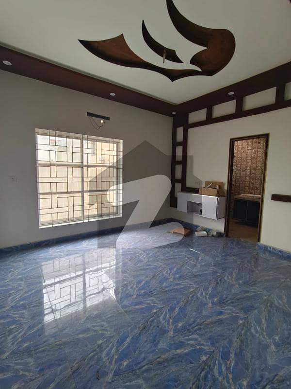 10 Marla House Available For Rent 10 Marla House Available For Rent