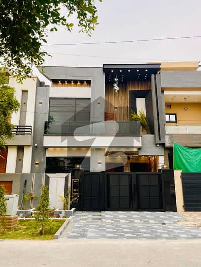 Deal Of The Month! Budget-Friendly 5-Marla Brand New Modern Bungalow With 4-Bed, Drawing, Dining & TV Lounge For Sale In Prime Of Park View City Lahore Deal Of The Month! Budget-Friendly 5-Marla Brand New Modern Bungalow With 4-Bed, Drawing, Dining & TV Lounge For Sale In Prime Of Park View City Lahore