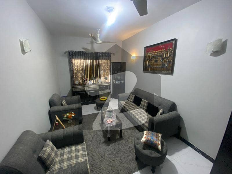 بہادر آباد گلشنِ اقبال ٹاؤن,کراچی میں 3 کمروں کا 6 مرلہ فلیٹ 2.5 کروڑ میں برائے فروخت۔ بہادر آباد گلشنِ اقبال ٹاؤن,کراچی میں 3 کمروں کا 6 مرلہ فلیٹ 2.5 کروڑ میں برائے فروخت۔