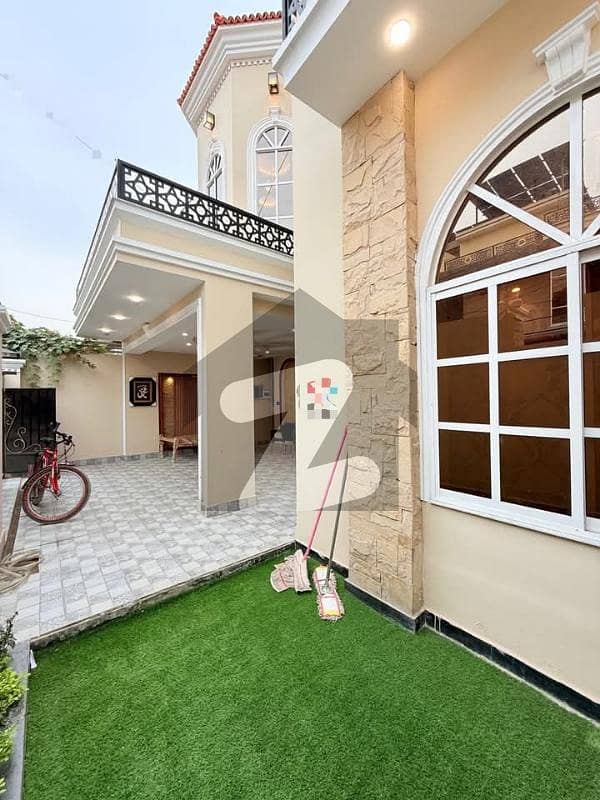 ٹاپ سٹی 1 اسلام آباد میں 5 کمروں کا 10 مرلہ مکان 3.5 کروڑ میں برائے فروخت۔ ٹاپ سٹی 1 اسلام آباد میں 5 کمروں کا 10 مرلہ مکان 3.5 کروڑ میں برائے فروخت۔