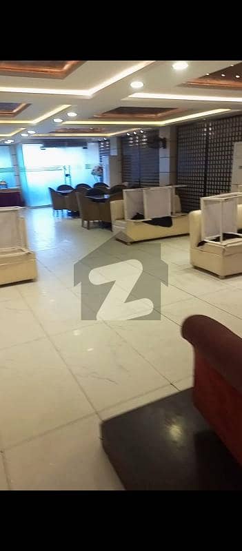 سوساں روڈ فیصل آباد میں 1 کنال دفتر 6.0 لاکھ میں کرایہ پر دستیاب ہے۔